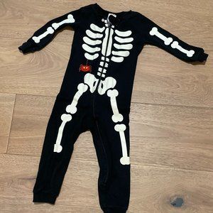 Skeleton Onesie (Halloween)